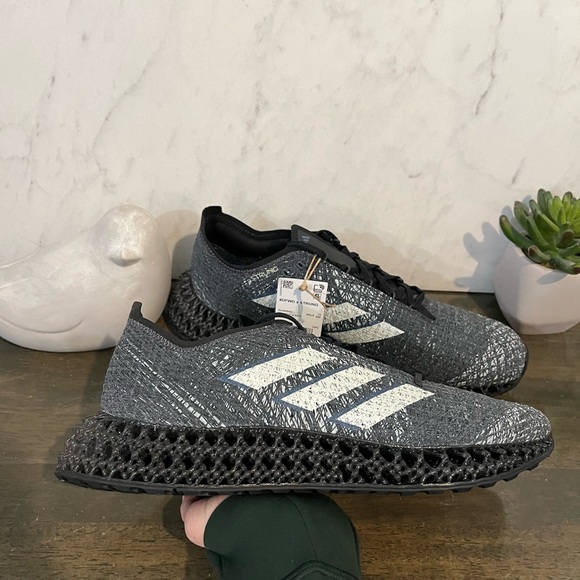 adidas 4DFWD X STRUNG Core Black - Picture 8 of 9